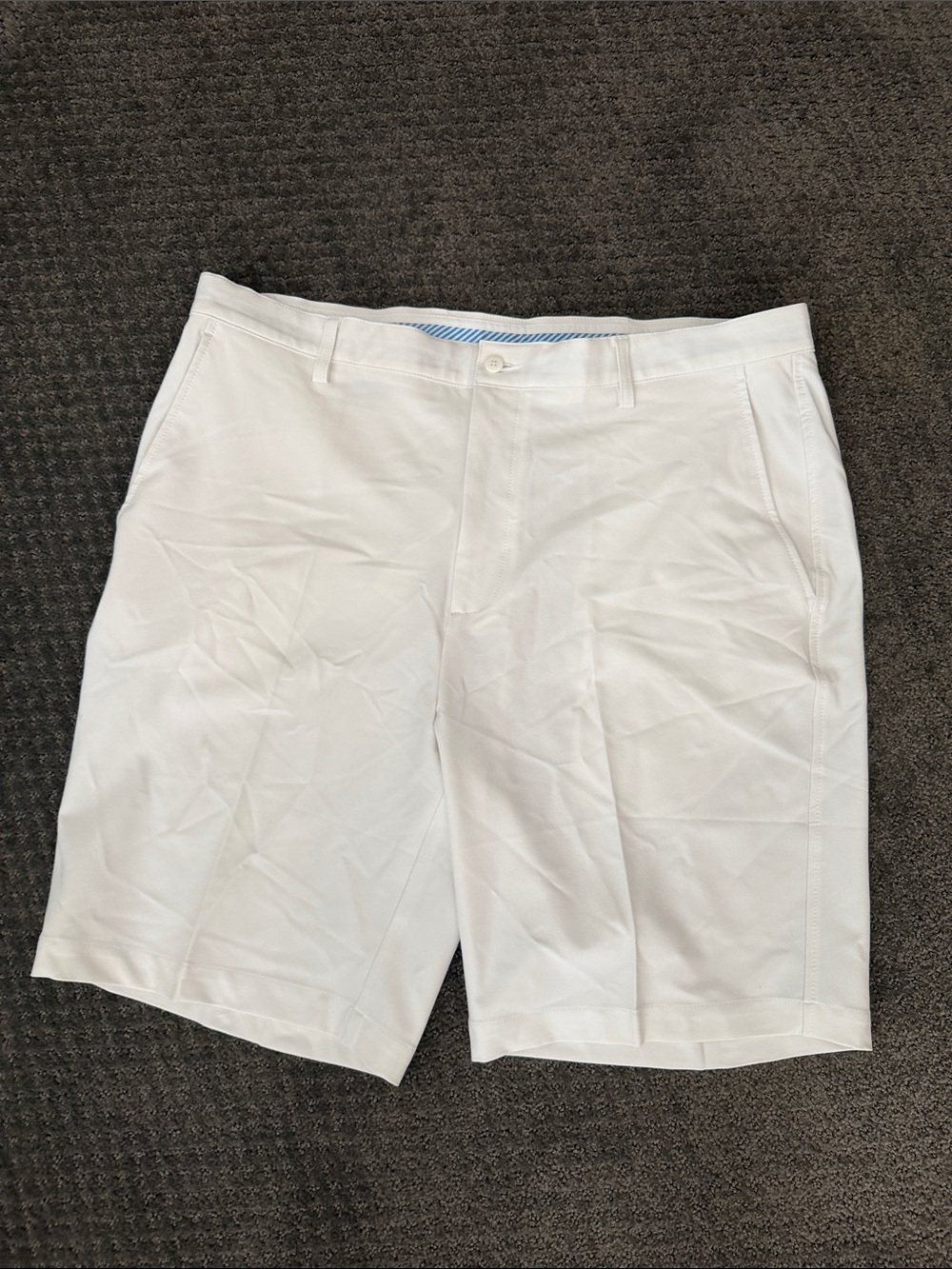Men's White foot joy golf shorts